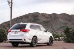 Mitsubishi Outlander PHEV 2018 года (NA)